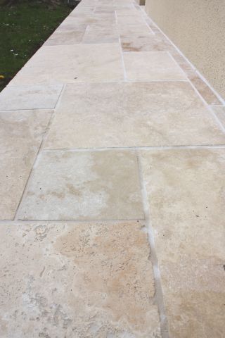 Dallage Travertin Light Mixte -Opus romain 4- (CUPASTONE)